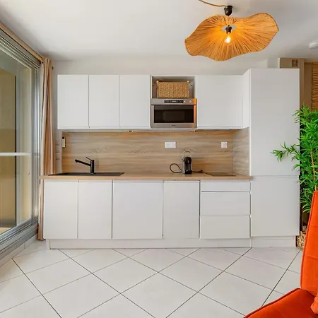 Boheme Heliopolis Sea View In The Cap Dagde Naturist Village Apartman *