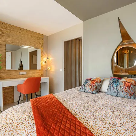 Boheme Heliopolis Sea View In The Cap Dagde Naturist Village