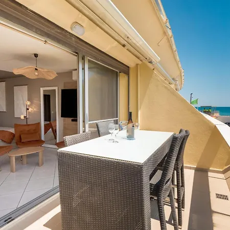 Apartman Boheme Heliopolis Sea View In The Cap Dagde Naturist Village